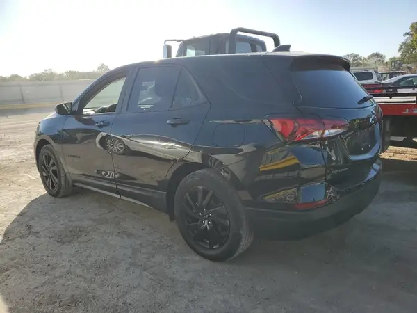 3GNAXHEG2RL174258 2024 CHEVROLET EQUINOX - Image 2