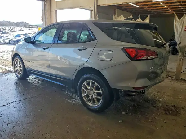 3GNAXHEG2RL193621 2024 CHEVROLET EQUINOX - Image 2