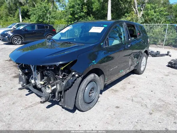 3GNAXHEG2RL215858 2024 CHEVROLET EQUINOX - Image 2