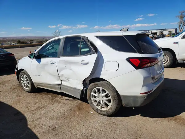 3GNAXHEG2RL329617 2024 CHEVROLET EQUINOX - Image 2