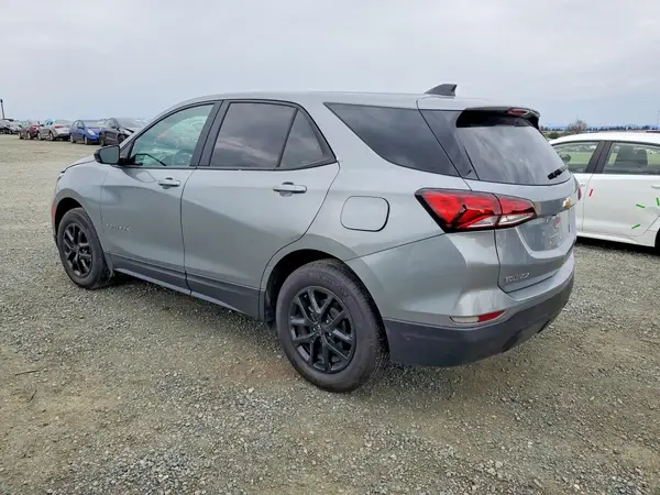 3GNAXHEG2RL333375 2024 CHEVROLET EQUINOX - Image 2