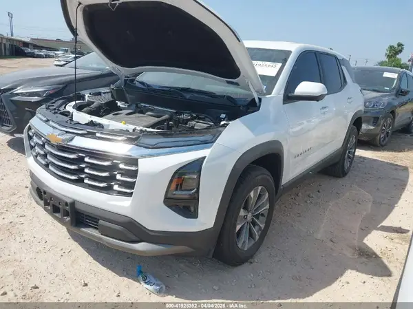 3GNAXHEG2SL175464 2025 CHEVROLET EQUINOX - Image 2