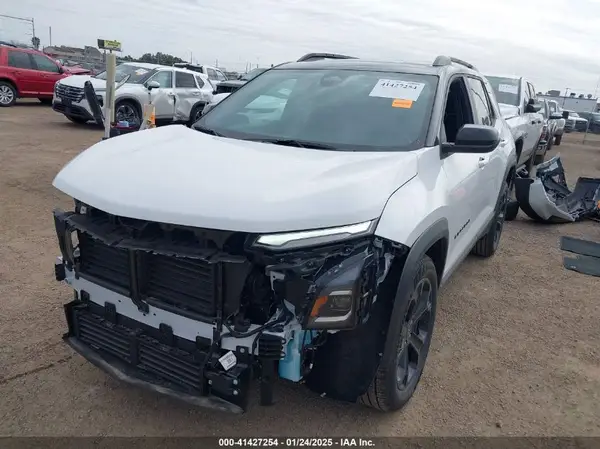 3GNAXHEG2SL185489 2025 CHEVROLET EQUINOX - Image 2