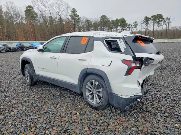 3GNAXHEG2SL213873 2025 CHEVROLET EQUINOX - Image 2