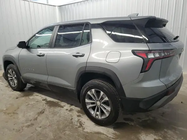3GNAXHEG2SL227756 2025 CHEVROLET EQUINOX - Image 2