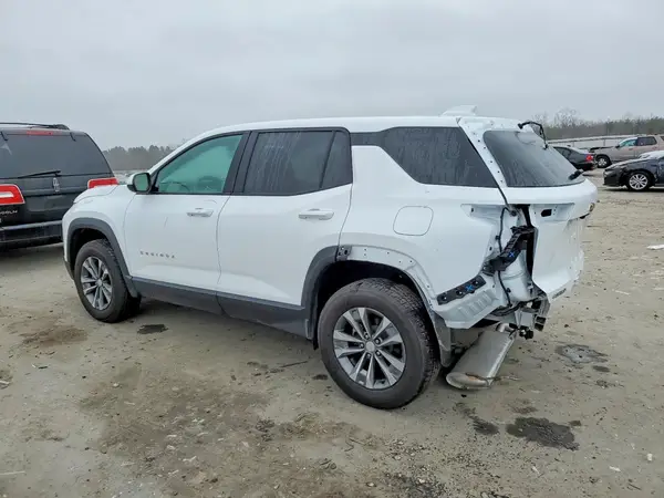 3GNAXHEG2TL169343 2026 CHEVROLET EQUINOX - Image 2