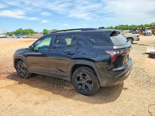 3GNAXHEG2TL317944 2026 CHEVROLET EQUINOX - Image 2
