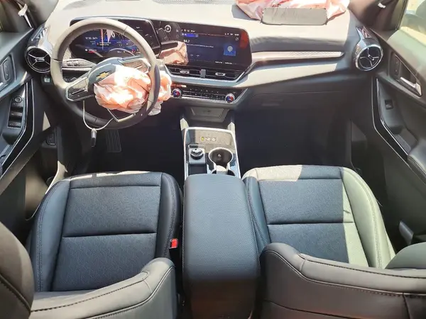 3GNAXHEG2TL526407 2026 CHEVROLET EQUINOX - Image 8