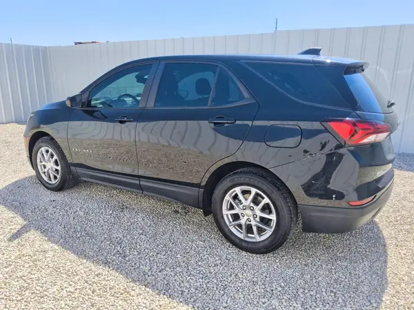 3GNAXHEG3PL214103 2023 CHEVROLET EQUINOX - Image 2