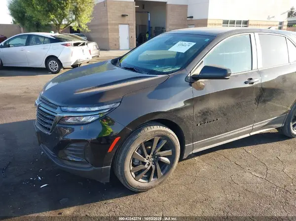 3GNAXHEG3PL215218 2023 CHEVROLET EQUINOX - Image 2