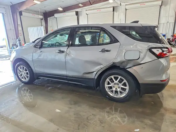 3GNAXHEG3PL224663 2023 CHEVROLET EQUINOX - Image 2