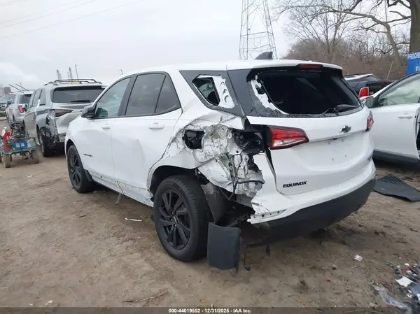 2023 CHEVROLET EQUINOX IAAI lot 44019552 auction photo 3