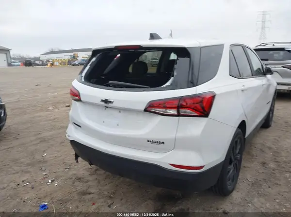 2023 CHEVROLET EQUINOX IAAI lot 44019552 auction photo 4