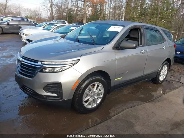 3GNAXHEG3RL101044 2024 CHEVROLET EQUINOX - Image 2