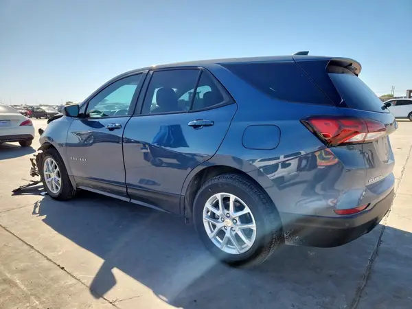 3GNAXHEG3RL122573 2024 CHEVROLET EQUINOX - Image 2
