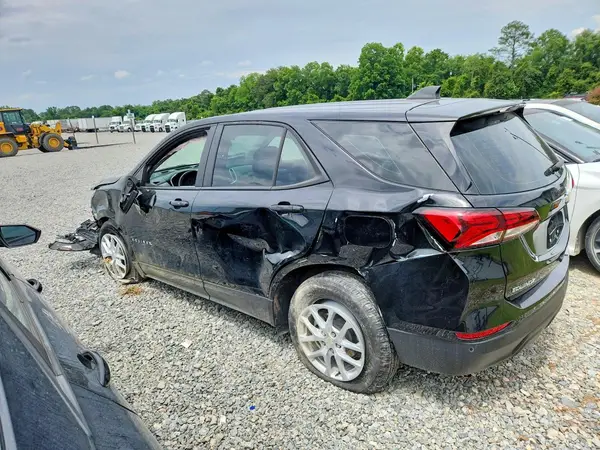 3GNAXHEG3RL331828 2024 CHEVROLET EQUINOX - Image 2