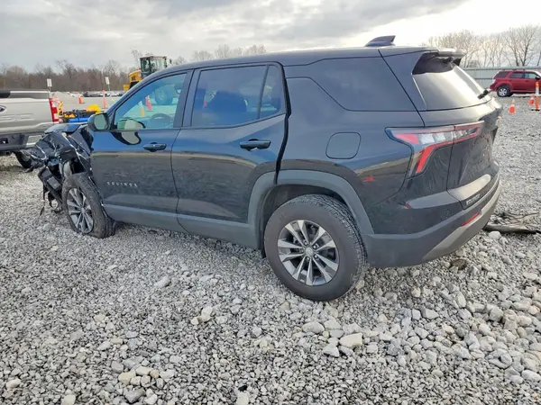 3GNAXHEG3SL100529 2025 CHEVROLET EQUINOX - Image 2