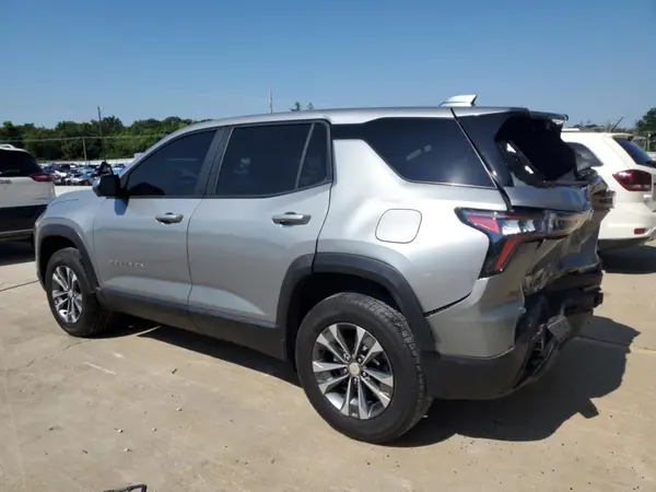 3GNAXHEG3SL106153 2025 CHEVROLET EQUINOX - Image 2