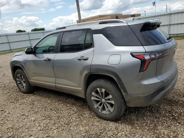 3GNAXHEG3SL215633 2025 CHEVROLET EQUINOX - Image 2
