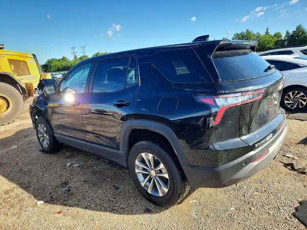 3GNAXHEG3SL305865 2025 CHEVROLET EQUINOX - Image 2
