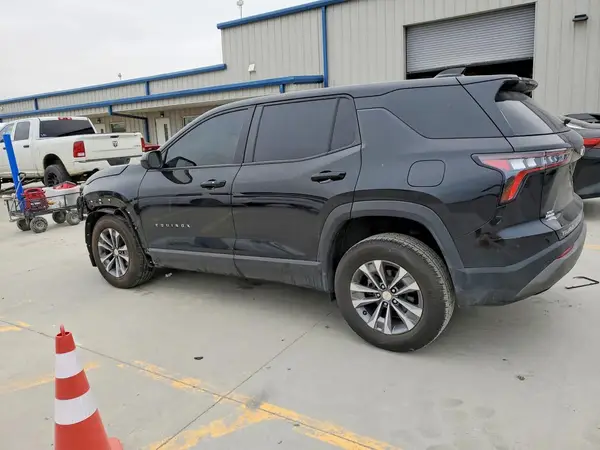 3GNAXHEG3SL323993 2025 CHEVROLET EQUINOX - Image 2