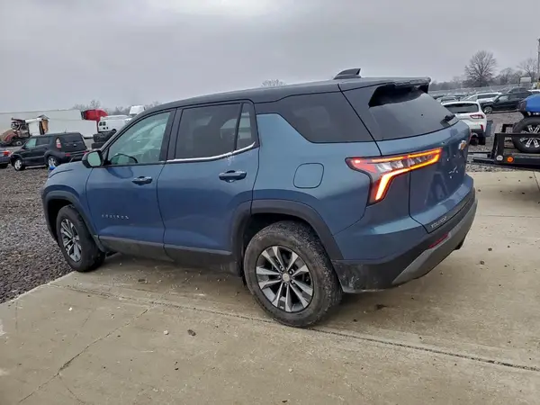 3GNAXHEG3TL180853 2026 CHEVROLET EQUINOX - Image 2