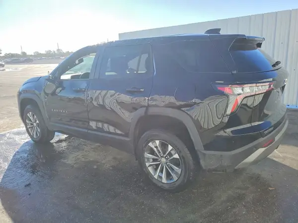 3GNAXHEG3TL297560 2026 CHEVROLET EQUINOX - Image 2
