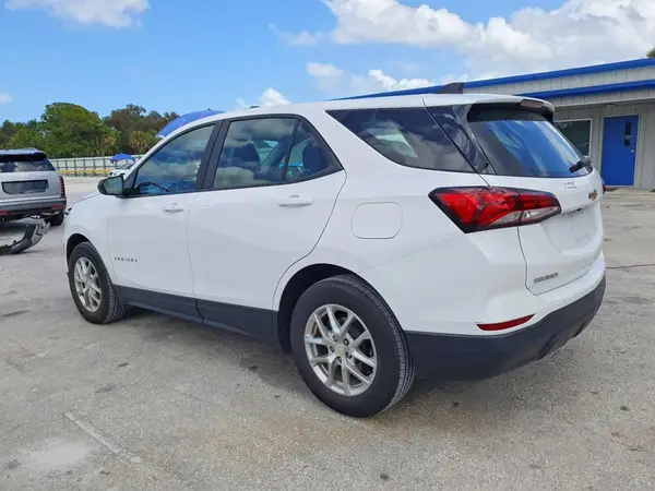 3GNAXHEG4PL251161 2023 CHEVROLET EQUINOX - Image 2