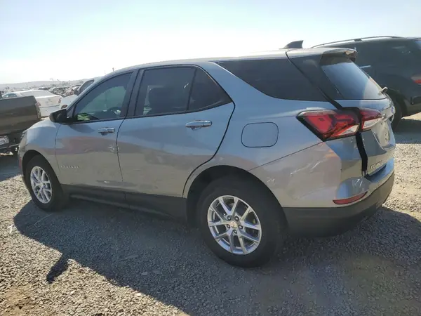3GNAXHEG4RL159311 2024 CHEVROLET EQUINOX - Image 2