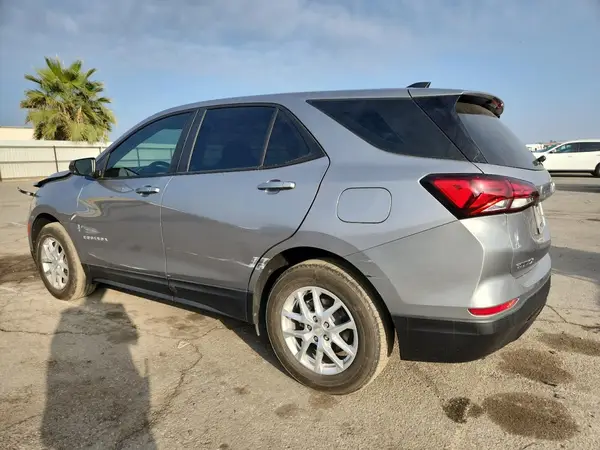 3GNAXHEG4RL159809 2024 CHEVROLET EQUINOX - Image 2