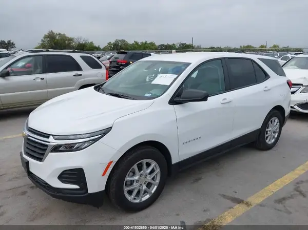 3GNAXHEG4RL217496 2024 CHEVROLET EQUINOX - Image 2
