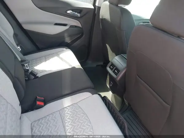 3GNAXHEG4RL267251 2024 CHEVROLET EQUINOX - Image 8