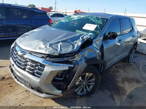 3GNAXHEG4SL148296 2025 CHEVROLET EQUINOX - Image 2