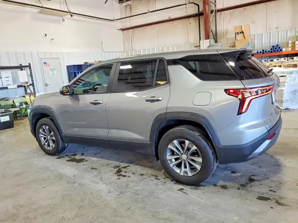 3GNAXHEG4SL212899 2025 CHEVROLET EQUINOX - Image 2