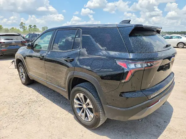 3GNAXHEG4TL222141 2026 CHEVROLET EQUINOX - Image 2