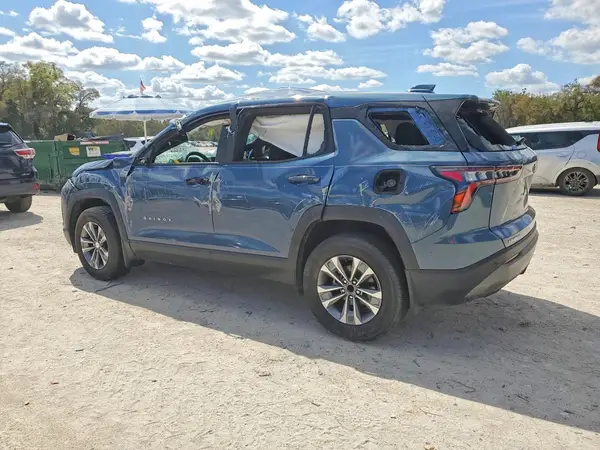 3GNAXHEG4TL231647 2026 CHEVROLET EQUINOX - Image 2