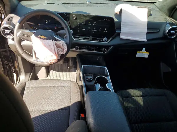 3GNAXHEG4TL275874 2026 CHEVROLET EQUINOX - Image 8