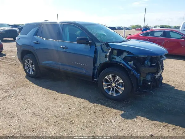 3GNAXHEG4TL294585 2026 CHEVROLET EQUINOX - Image 1