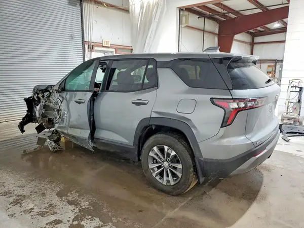 3GNAXHEG4TL414658 2026 CHEVROLET EQUINOX - Image 2