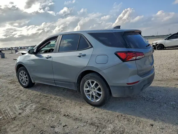 3GNAXHEG5RL285631 2024 CHEVROLET EQUINOX - Image 2