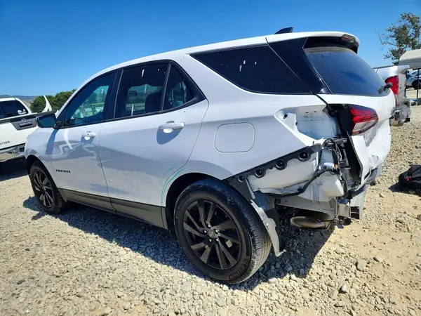 3GNAXHEG5RL320605 2024 CHEVROLET EQUINOX - Image 2