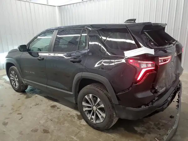 3GNAXHEG5SL205556 2025 CHEVROLET EQUINOX - Image 2