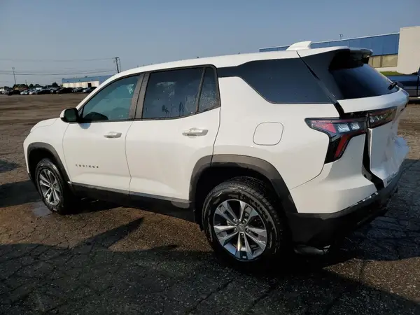 3GNAXHEG5SL213348 2025 CHEVROLET EQUINOX - Image 2