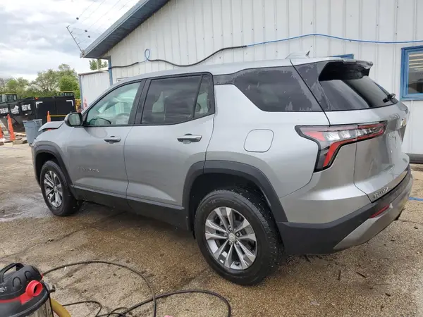 3GNAXHEG5SL231848 2025 CHEVROLET EQUINOX - Image 2