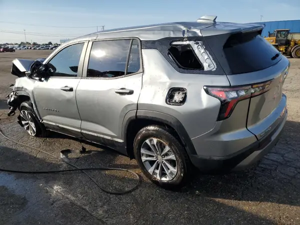 3GNAXHEG5SL305642 2025 CHEVROLET EQUINOX - Image 2