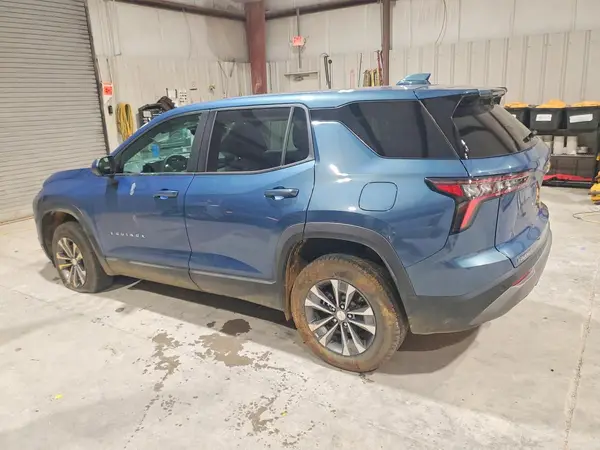 3GNAXHEG5TL248943 2026 CHEVROLET EQUINOX - Image 2