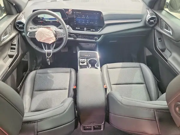 3GNAXHEG5TL265869 2026 CHEVROLET EQUINOX - Image 8