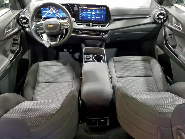 3GNAXHEG5TL310437 2026 CHEVROLET EQUINOX - Image 8