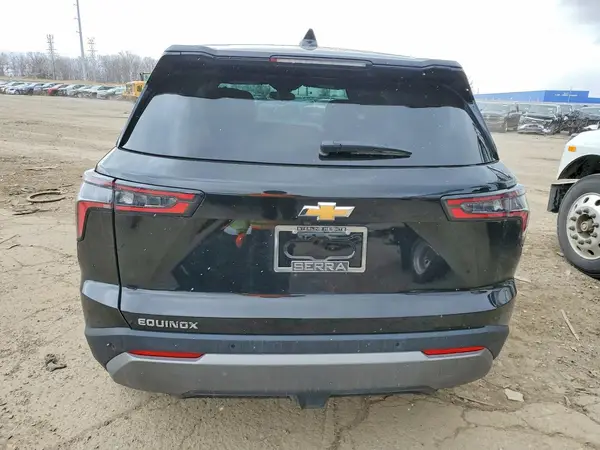 2026 CHEVROLET EQUINOX auction photo 6
