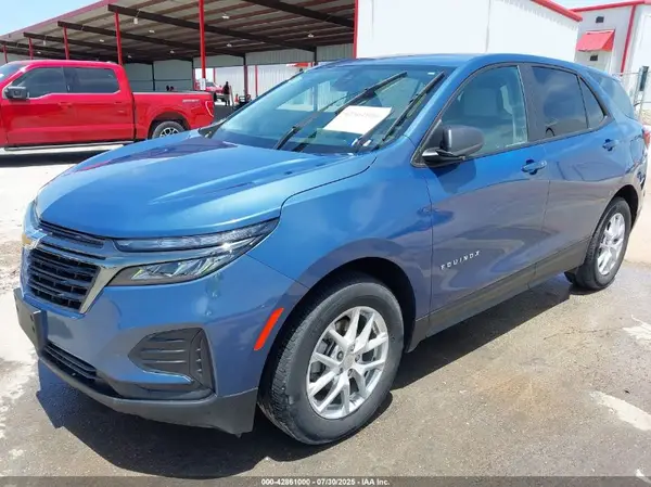 3GNAXHEG6RL120140 2024 CHEVROLET EQUINOX - Image 2